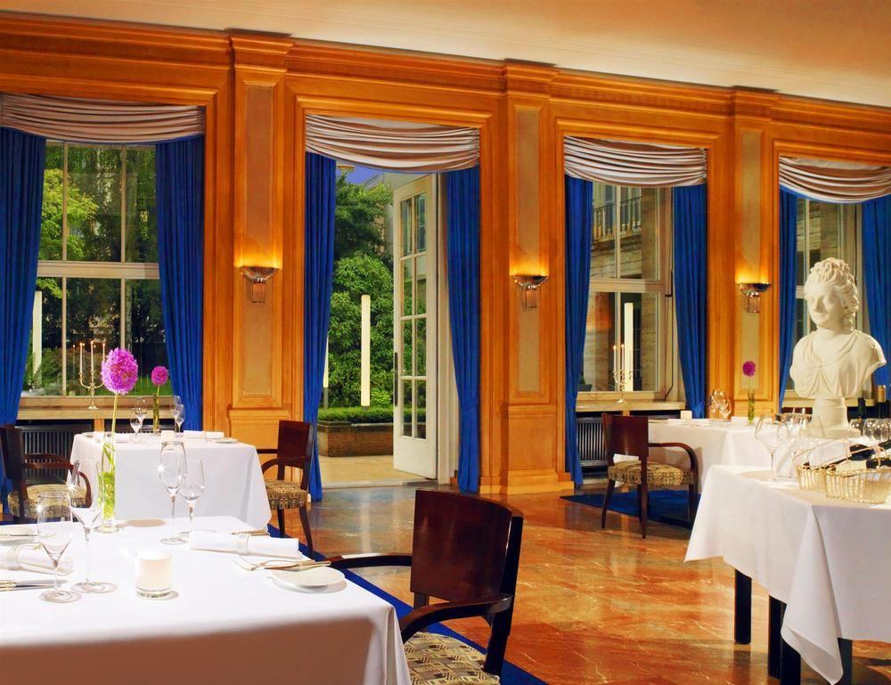 Hotel Elephant Weimar, Autograph Collection Zewnętrze zdjęcie The restaurant
