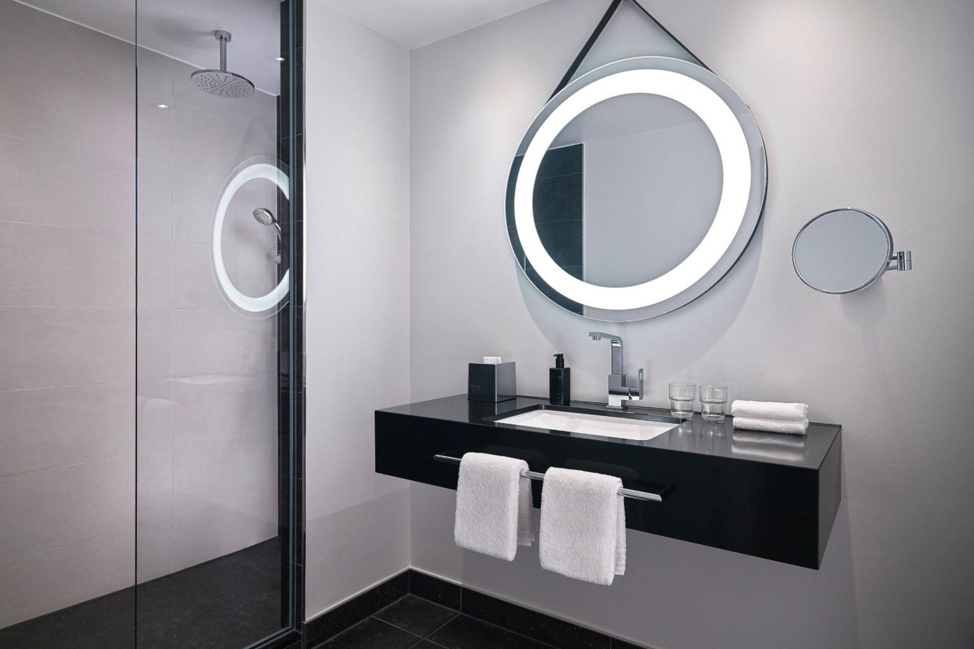 Hotel Elephant Weimar, Autograph Collection Zewnętrze zdjęcie Bathroom